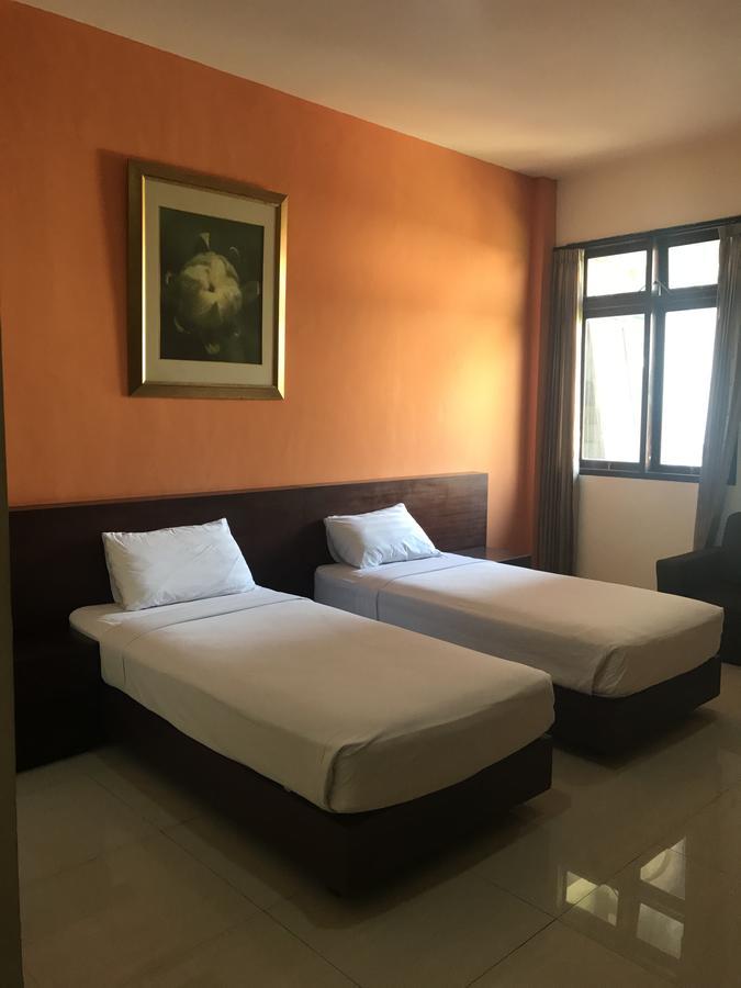 Prima Inn Kuta Lombok Exteriér fotografie