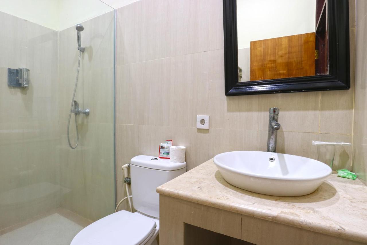 Prima Inn Kuta Lombok Exteriér fotografie