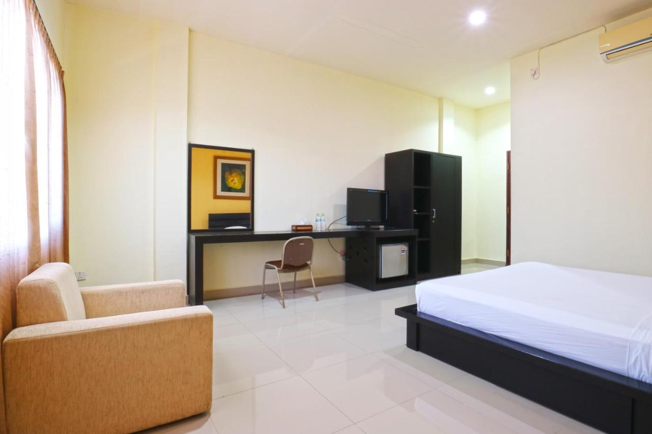 Prima Inn Kuta Lombok Exteriér fotografie